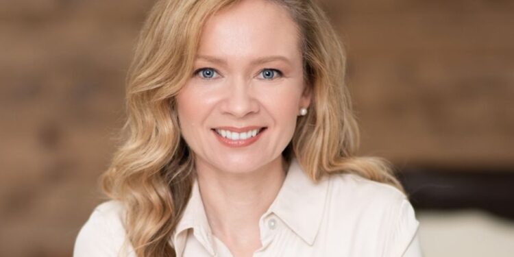 How The Metaverse Could Impact Our Lives, The World, And The Future Of Technology?: A Meta Talkz with Tarja Stephens