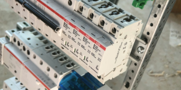 How Electrical Equipment Suppliers Help Industrial Facilities Improve Efficiency and Operational Reliability