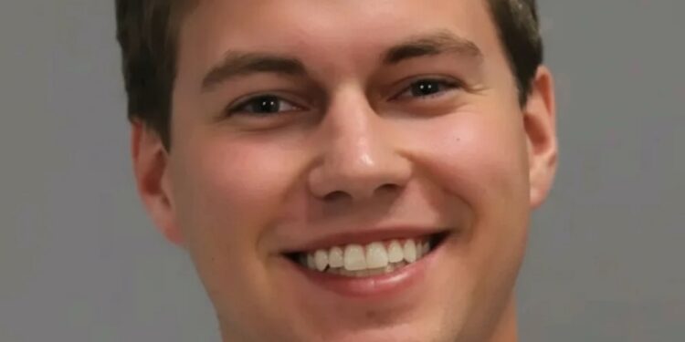 Landon Dean Tinker: Volunteer Homebuilding, Teamwork, and Family Involvement
